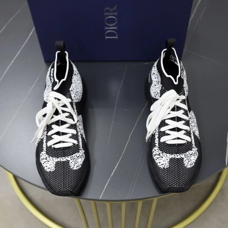 Timeless Christian Dior Low Shoes 20693