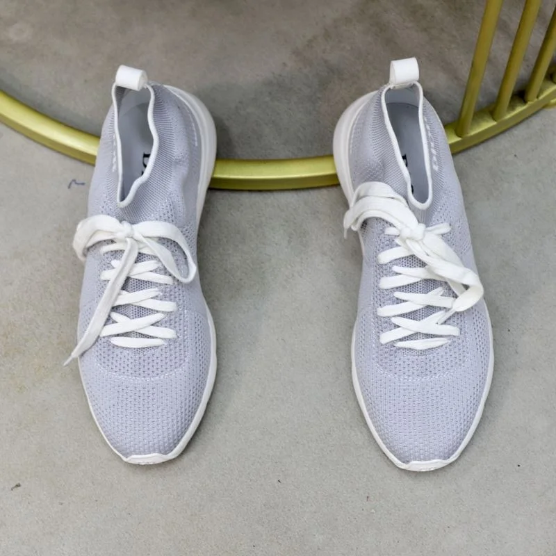 Functional Christian Dior Low Shoes 20695
