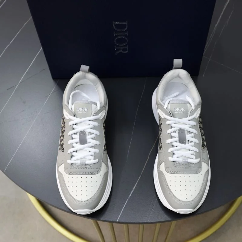 Christian Dior Low Shoes WaterResistant 20682