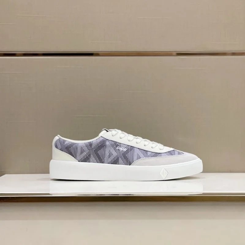 Refined Christian Dior Low Shoes 20625
