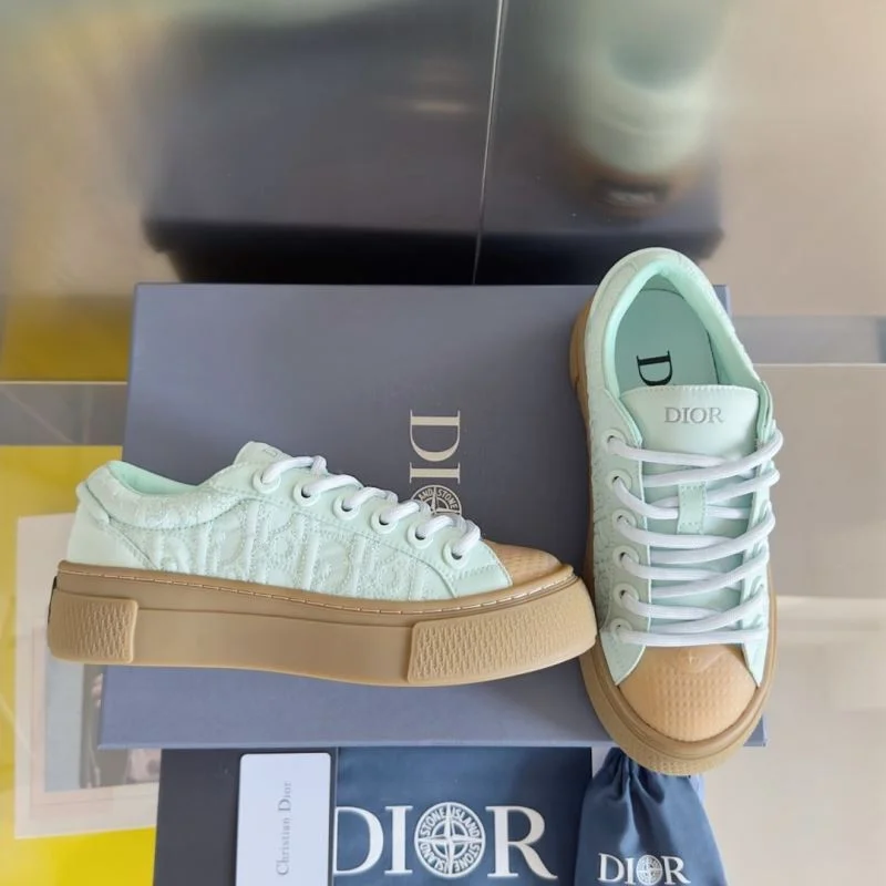Christian Dior Low Shoes Packable 21182