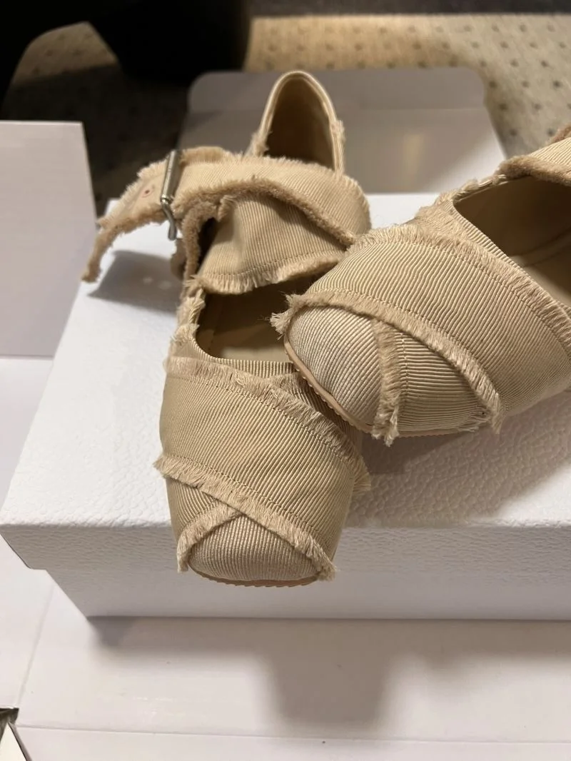 Cozy Christian Dior Low Shoes 21159