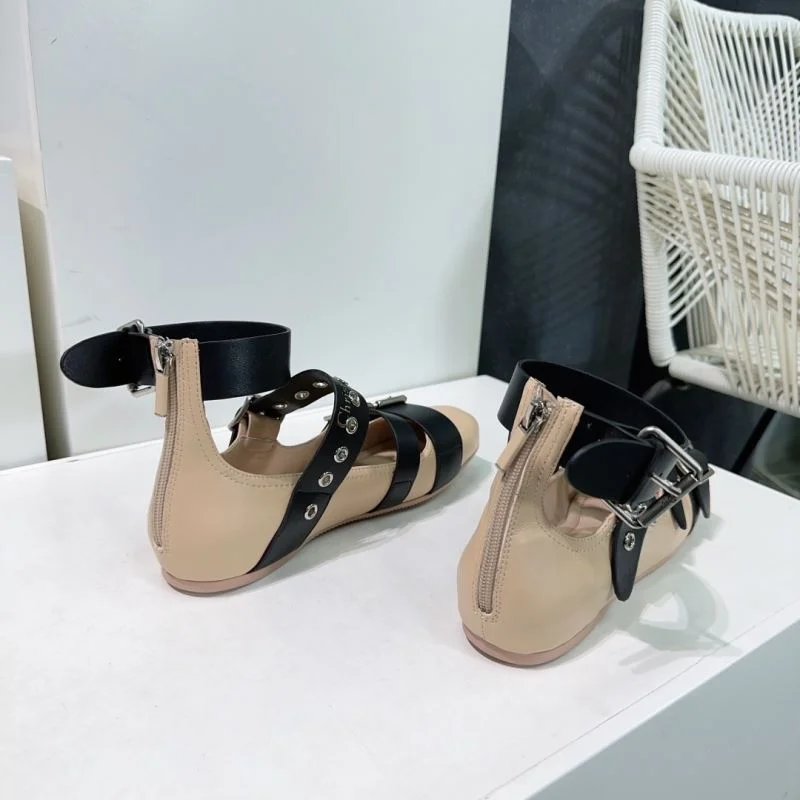 ComfortFit Christian Dior Low Shoes 22054
