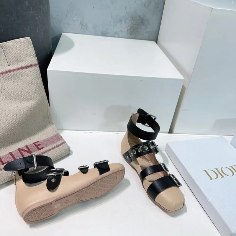 ComfortFit Christian Dior Low Shoes 22054