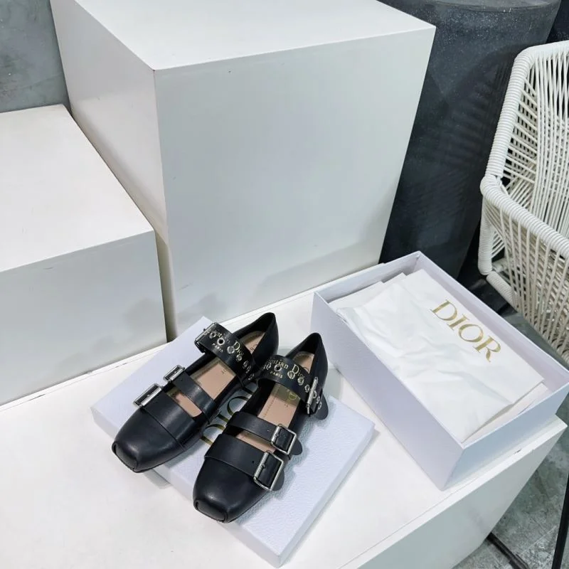 Christian Dior Low Shoes Fashionable 22041