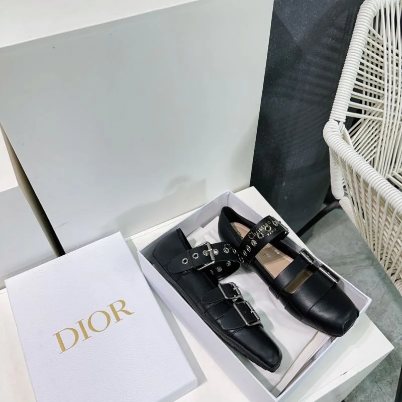 Christian Dior Low Shoes Fashionable 22041