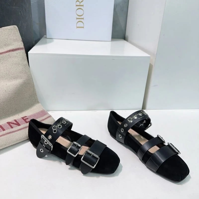 Christian Dior Low Shoes Durable 22047