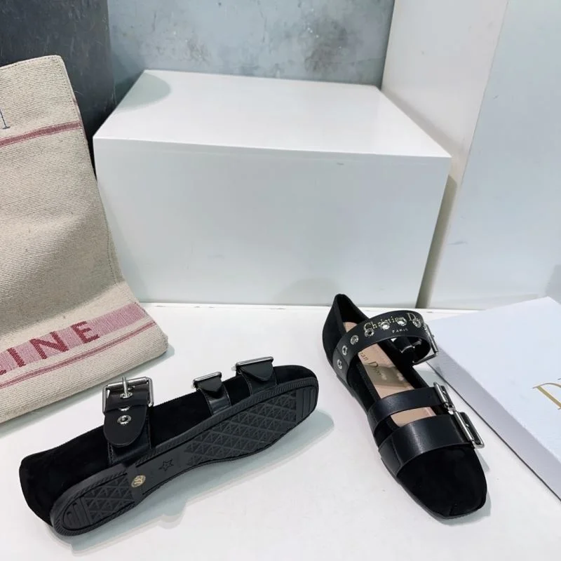 Christian Dior Low Shoes Durable 22047