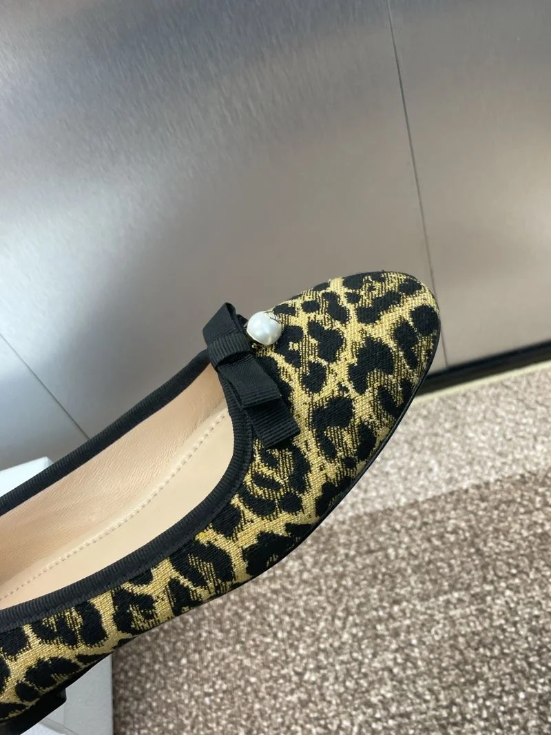 TopPick Christian Dior Low Shoes 22039
