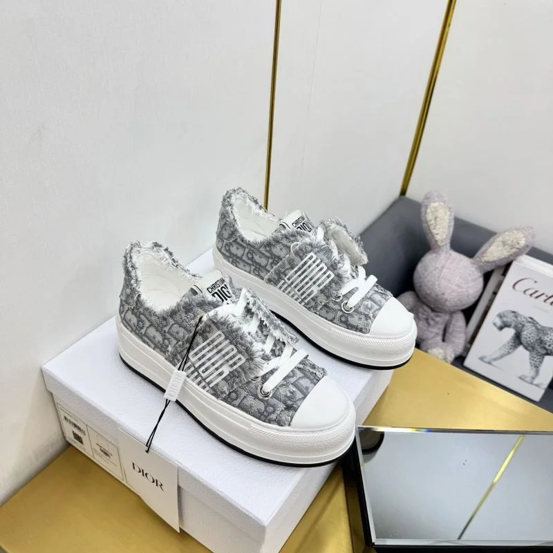 Christian Dior Low Shoes ModernLook 22029