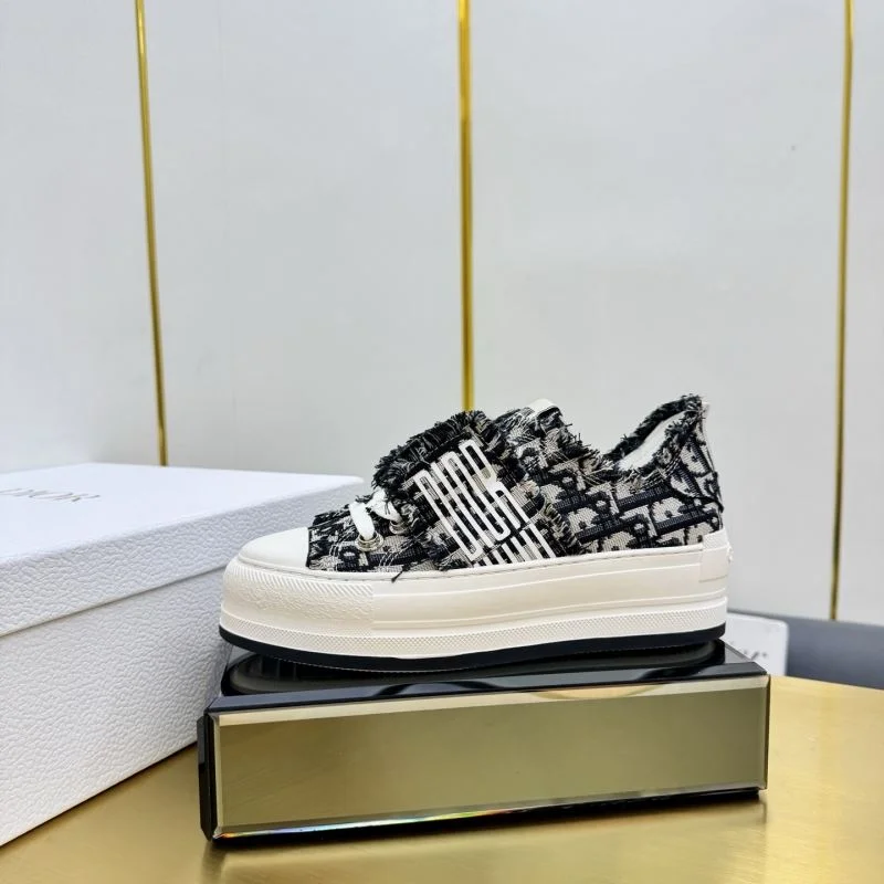 Attractive Christian Dior Low Shoes 22022