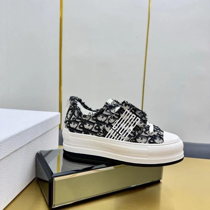 Attractive Christian Dior Low Shoes 22022