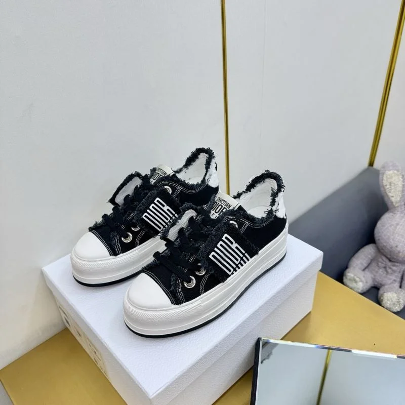 Christian Dior Low Shoes Breathable 22019