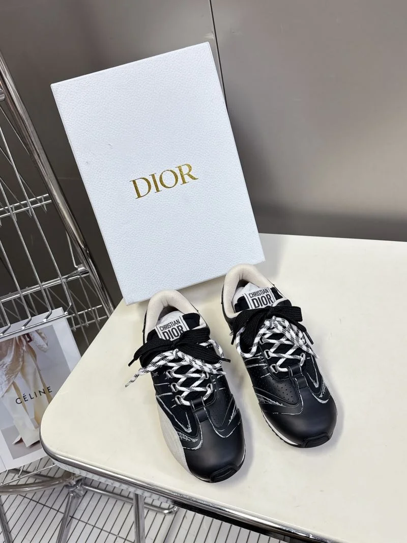 Flexible Christian Dior Low Shoes 21599