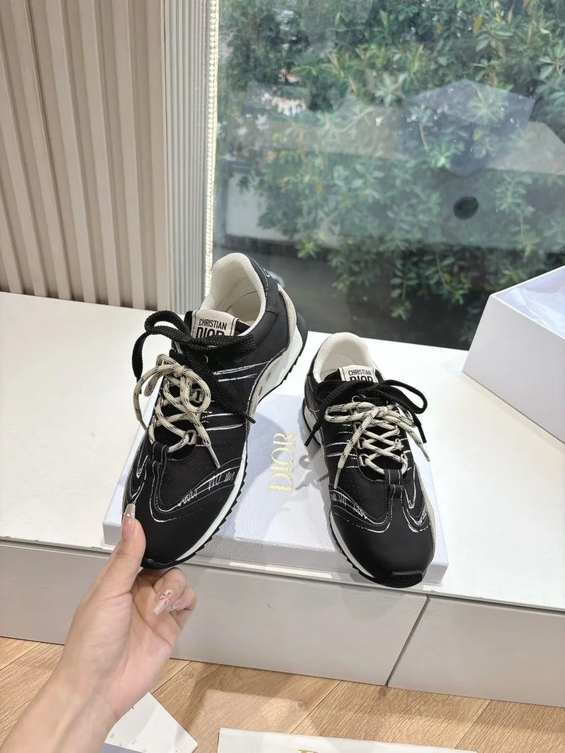 ZipUp Christian Dior Low Shoes 21589