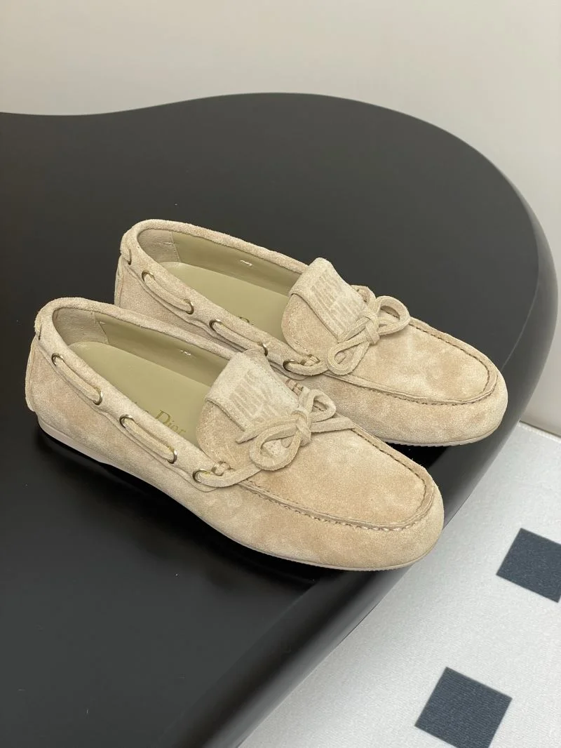 Tailored Christian Dior Low Shoes 21584