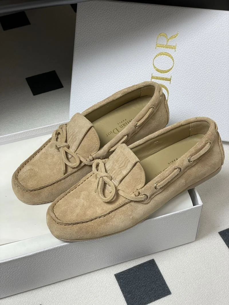 Tailored Christian Dior Low Shoes 21584