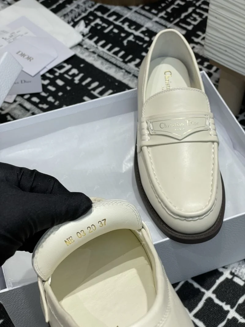 Trendy Christian Dior Low Shoes 21581