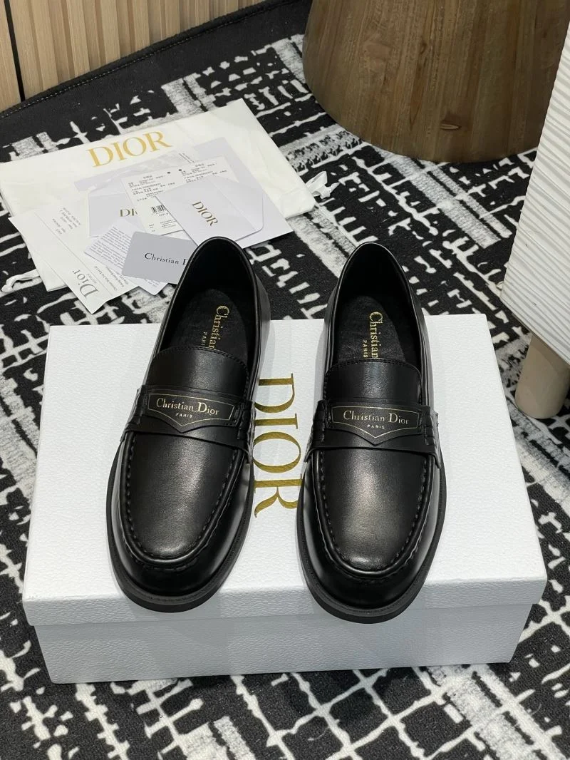 Seasonal Christian Dior Low Shoes 21575