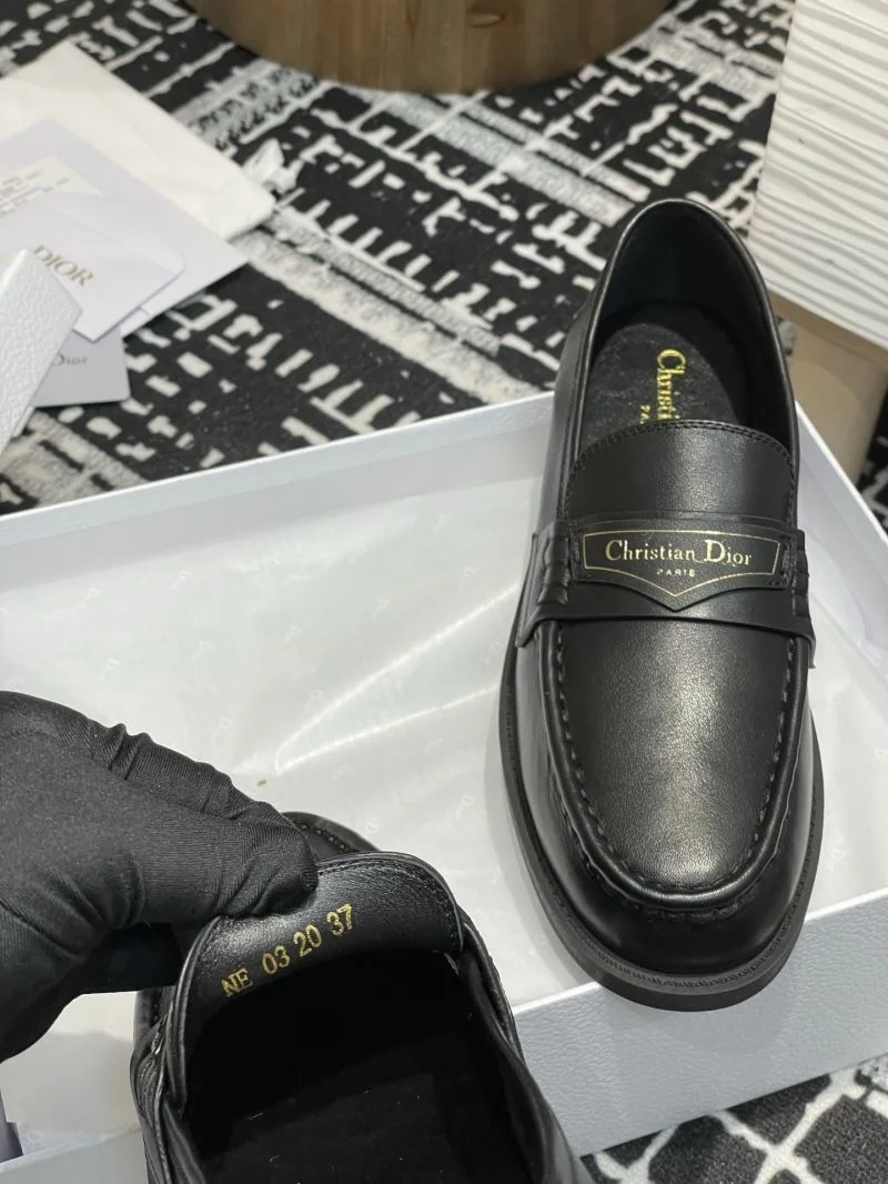 Seasonal Christian Dior Low Shoes 21575