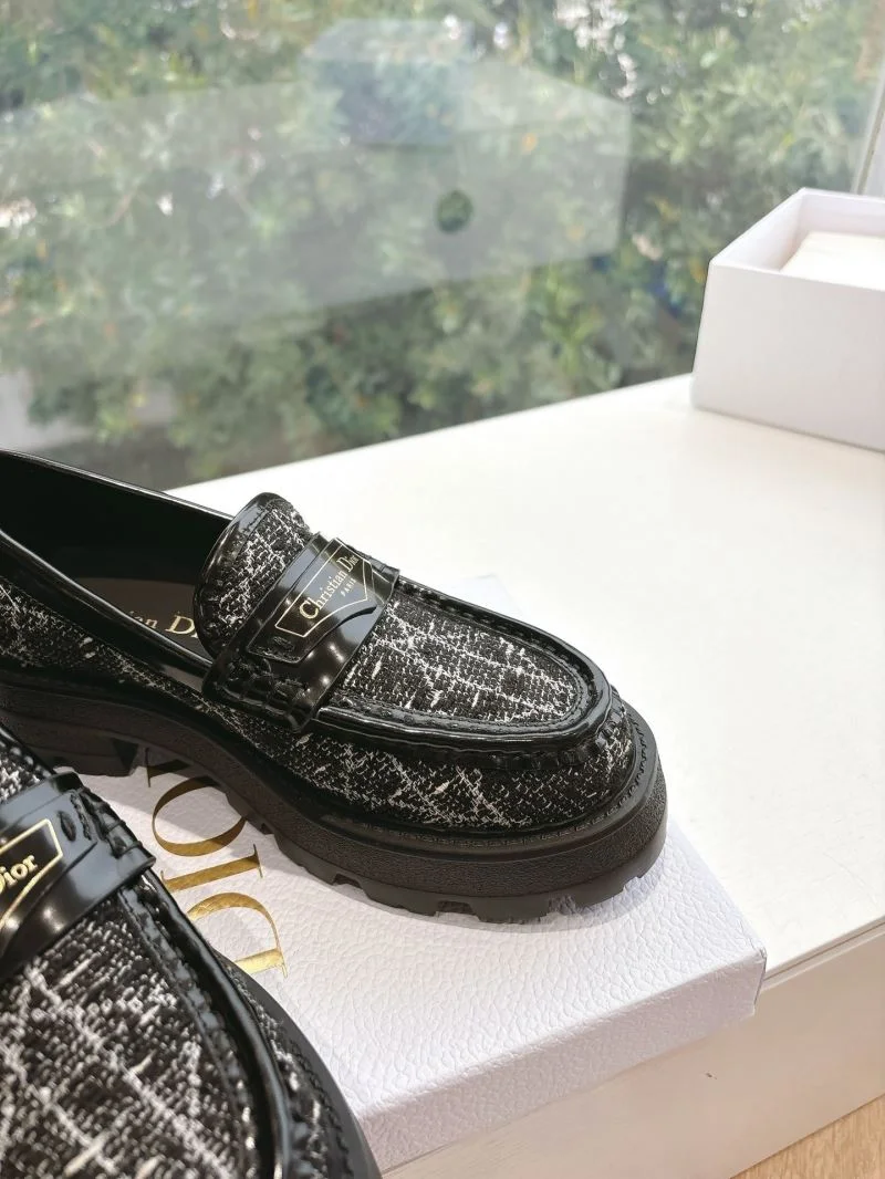 Unisex Christian Dior Low Shoes 21562