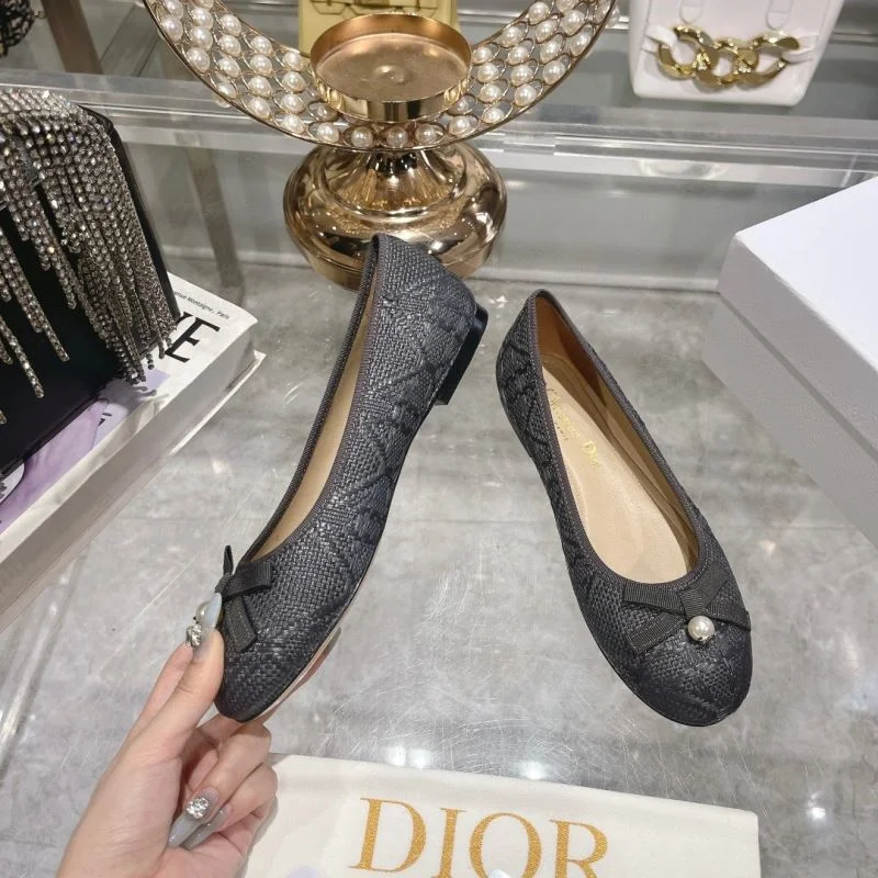 Attractive Christian Dior Low Shoes 21549