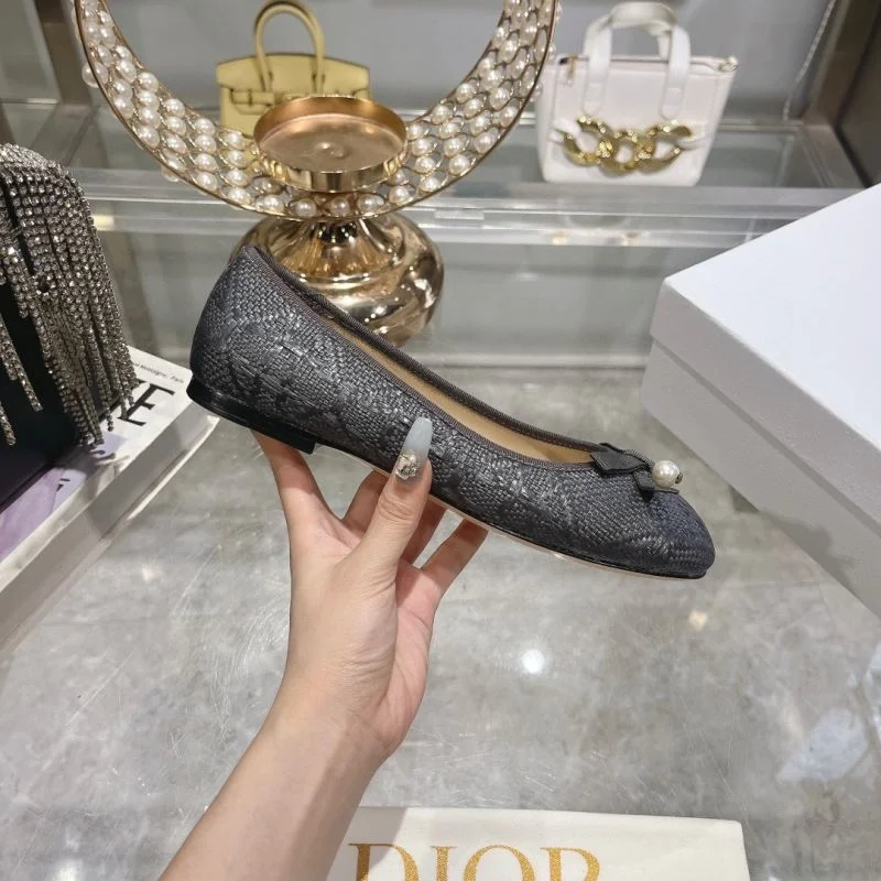 Attractive Christian Dior Low Shoes 21549