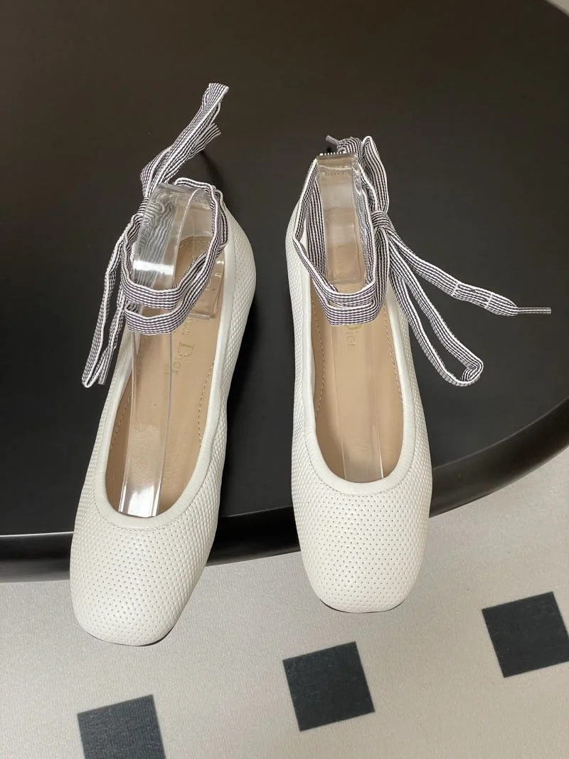 Classic Christian Dior Low Shoes 21539