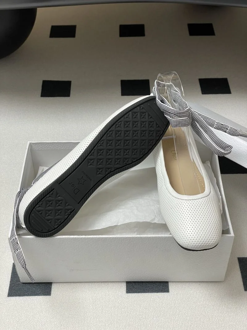 Classic Christian Dior Low Shoes 21539