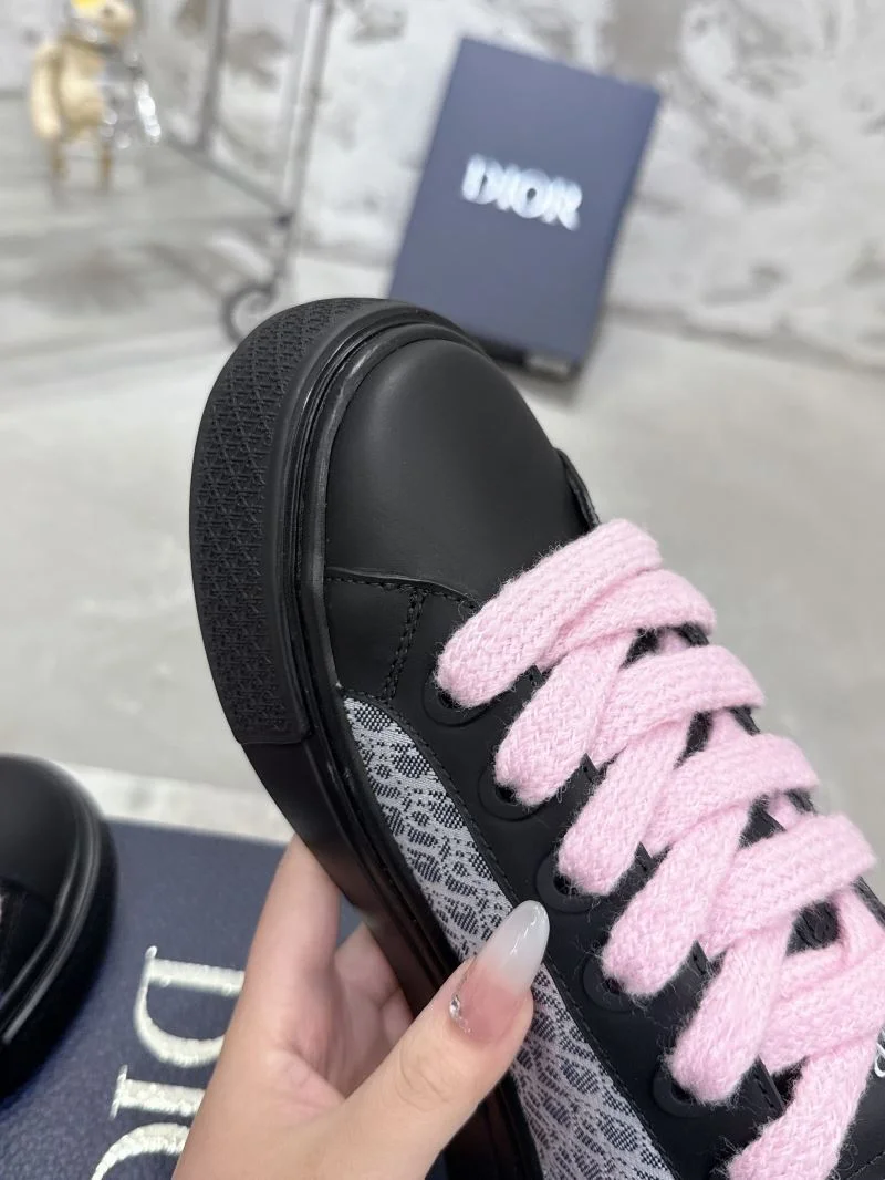 Durable Christian Dior Low Shoes 21534