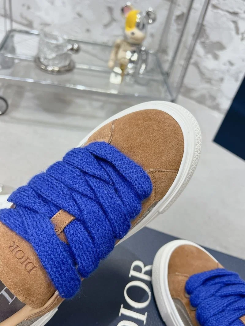 Timeless Christian Dior Low Shoes 21518