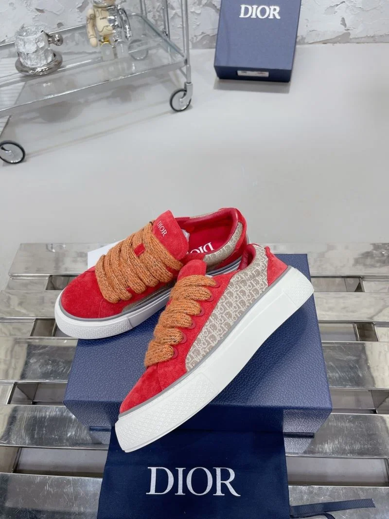 Trendsetting Christian Dior Low Shoes 21510