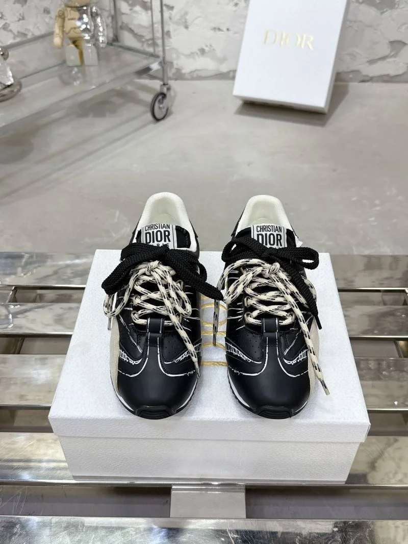 Bold Christian Dior Low Shoes 21506