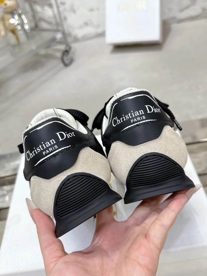 Bold Christian Dior Low Shoes 21506