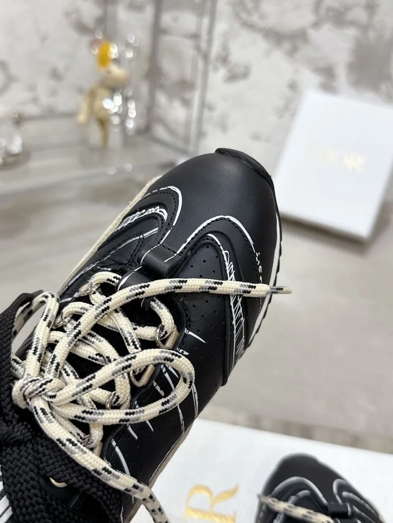 Bold Christian Dior Low Shoes 21506