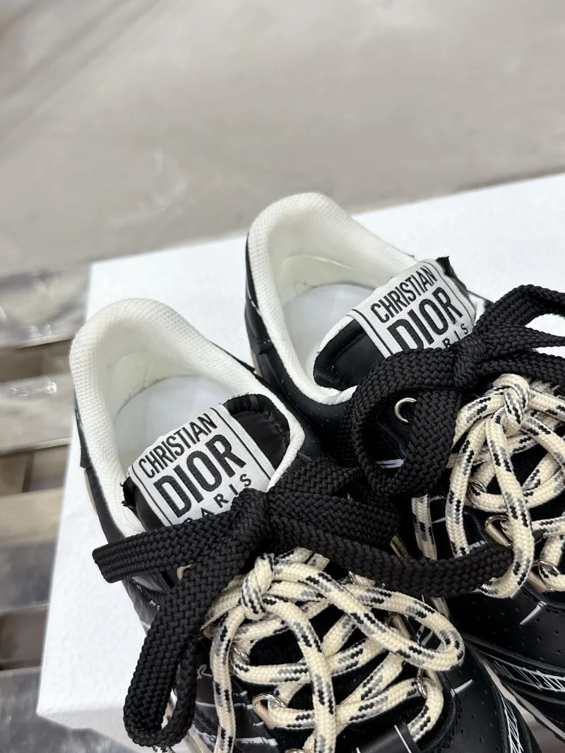 Bold Christian Dior Low Shoes 21506
