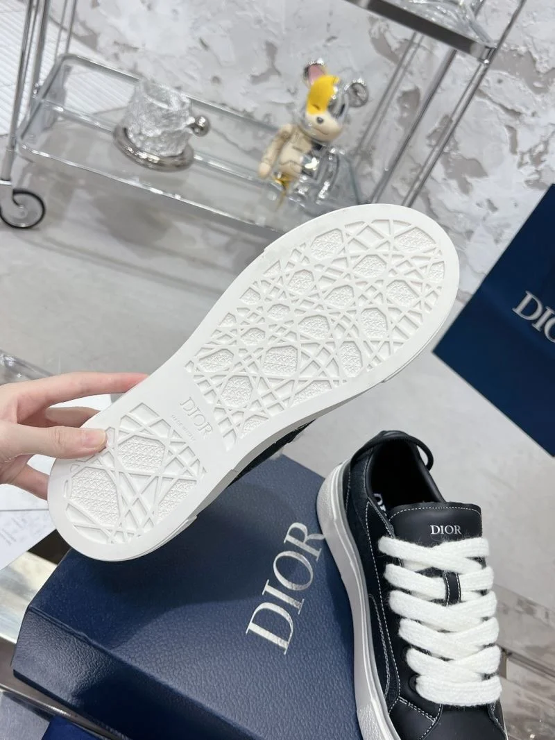 Vibrant Christian Dior Low Shoes 21504