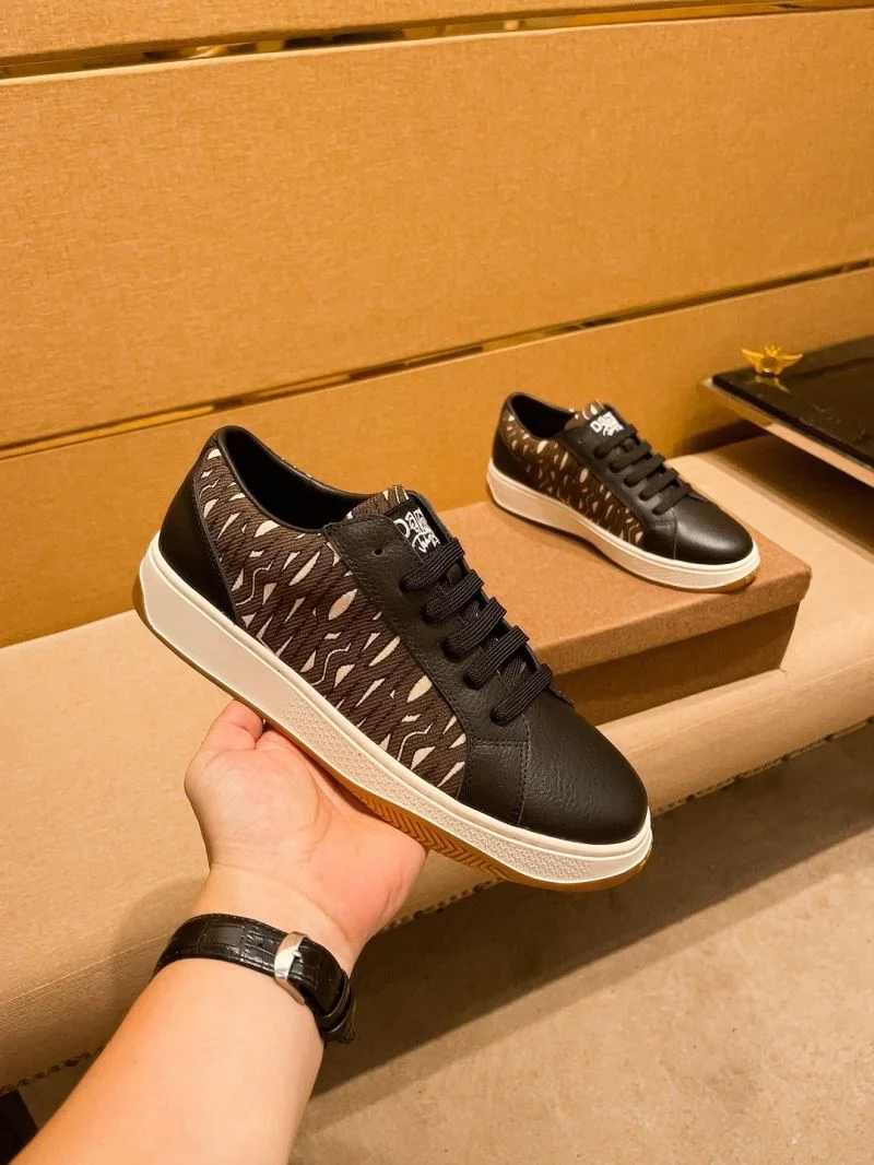 Christian Dior Low Shoes Refined 22384