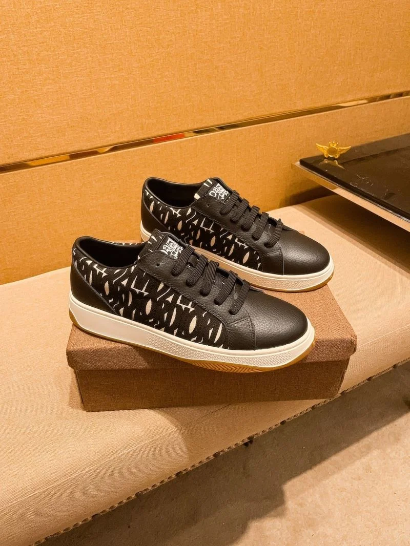 SmoothTexture Christian Dior Low Shoes 22364