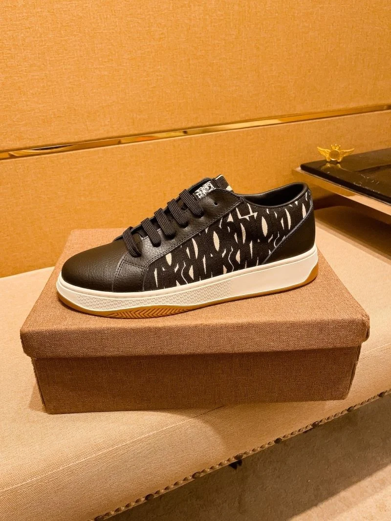 SmoothTexture Christian Dior Low Shoes 22364