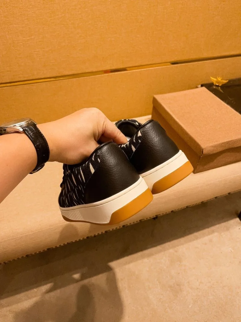 SmoothTexture Christian Dior Low Shoes 22364