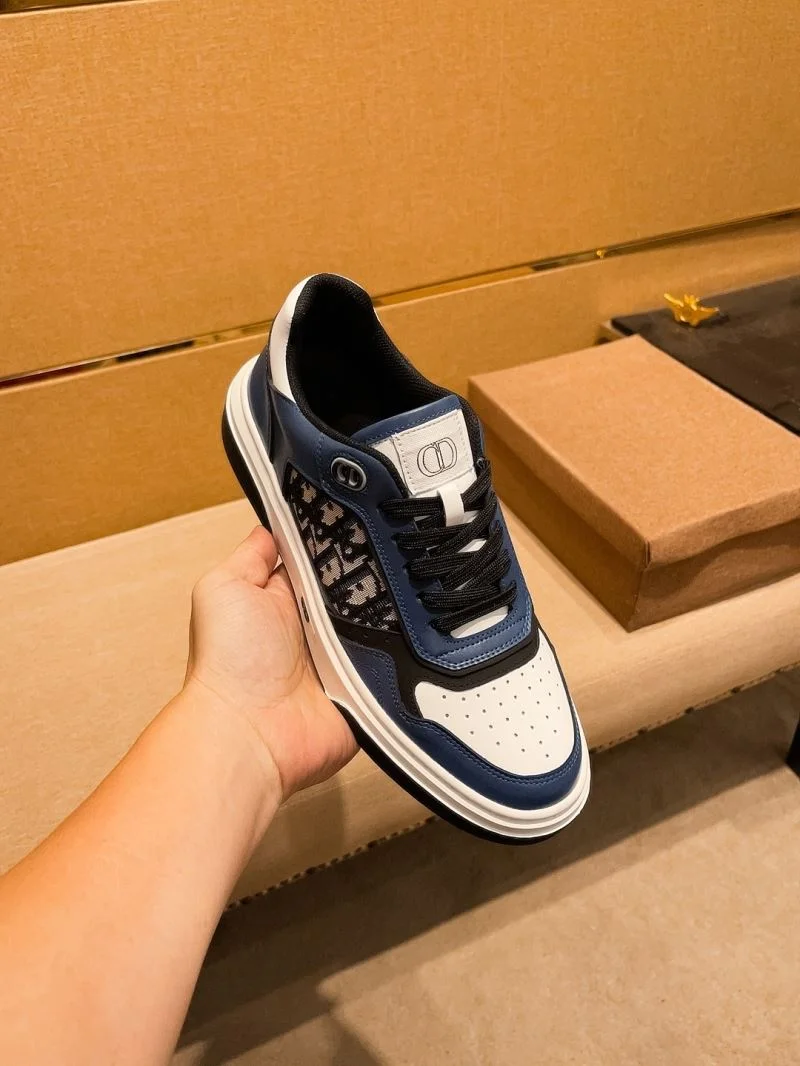 Effortless Christian Dior Low Shoes 22347
