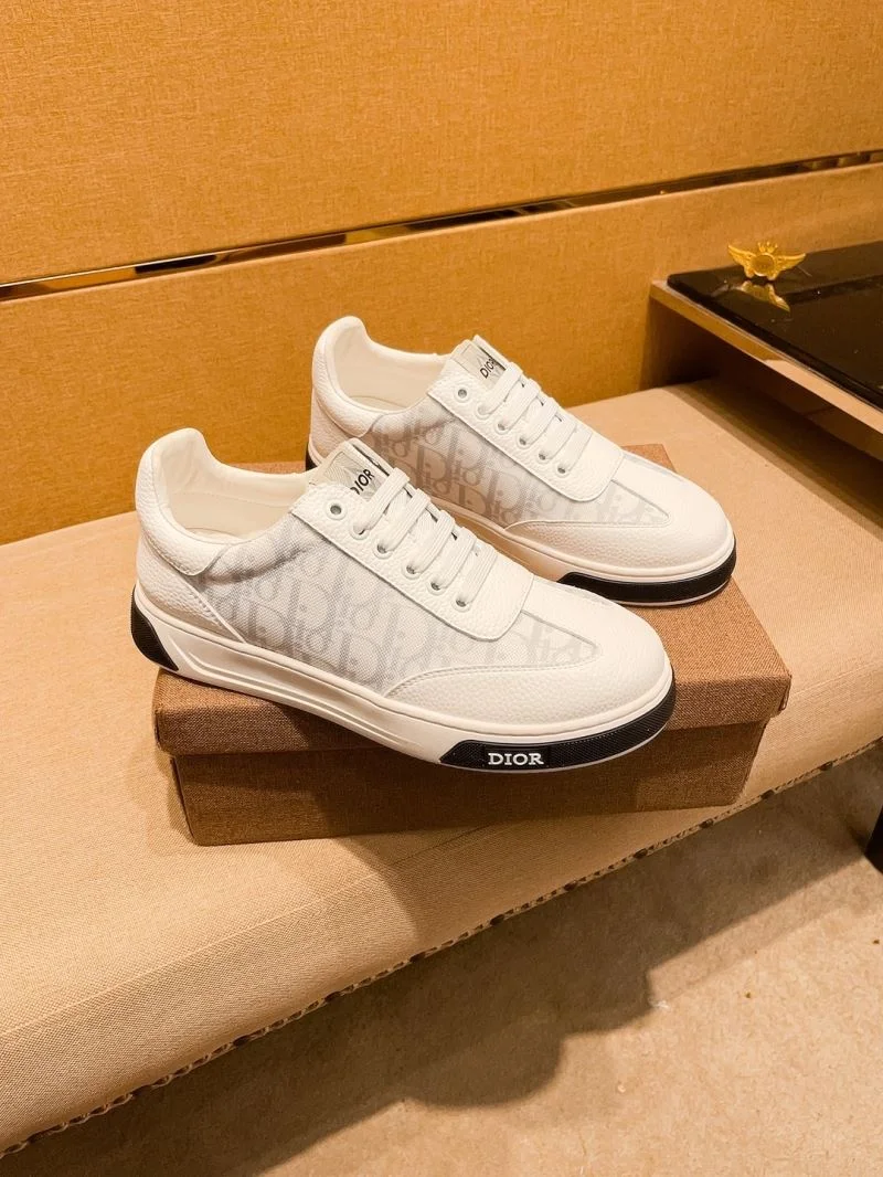 Unique Christian Dior Low Shoes 22351