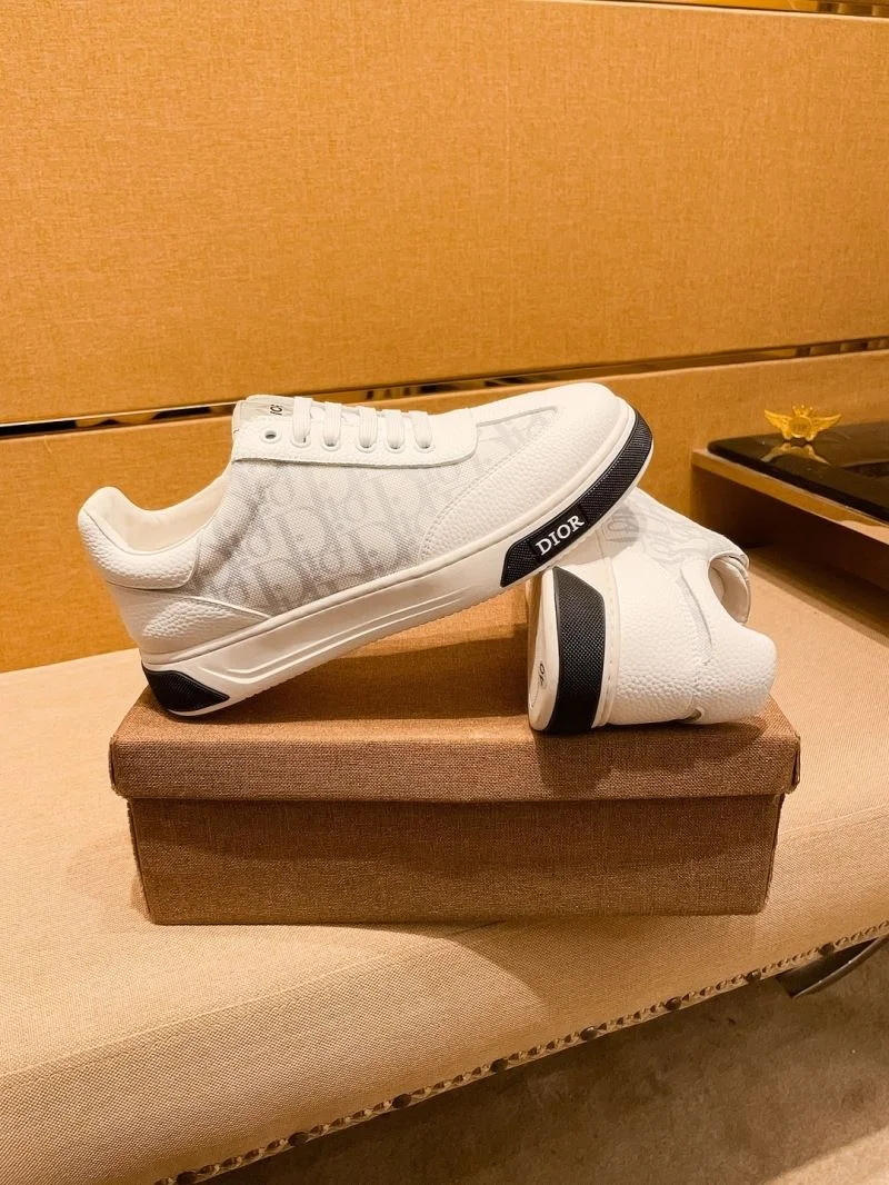 Unique Christian Dior Low Shoes 22351