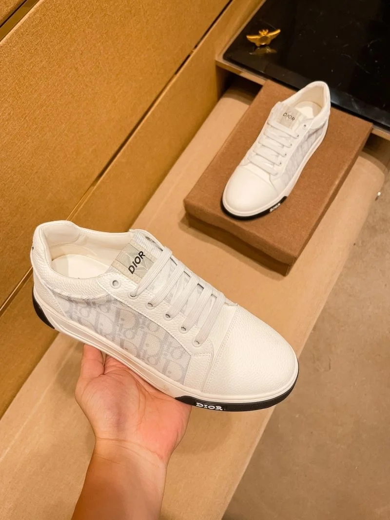 Resilient Christian Dior Low Shoes 22340