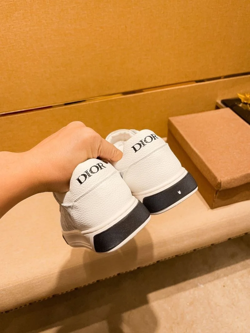 Resilient Christian Dior Low Shoes 22340