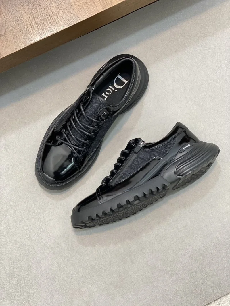 Refined Christian Dior Low Shoes 22335