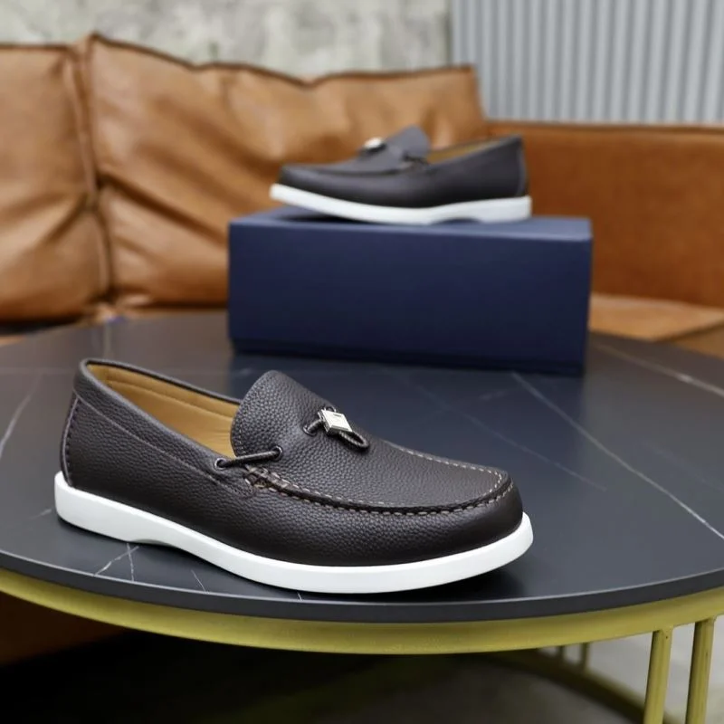 Comfortable Christian Dior Low Shoes 22317