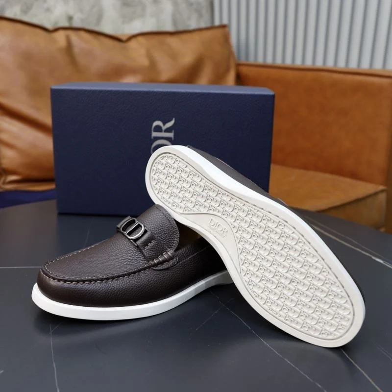 Fashionable Christian Dior Low Shoes 22313