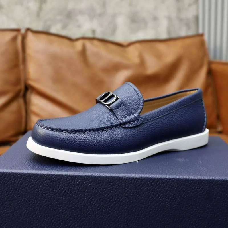 Trendsetting Christian Dior Low Shoes 22314